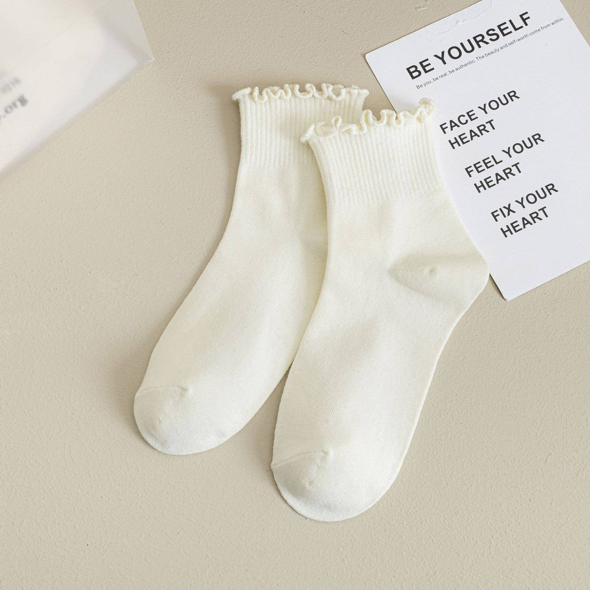 Womens Solid Color Ruffle Ankle Socks