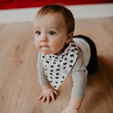 XO Bandana Bib Set