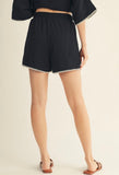 Scallop Embroidery Shorts