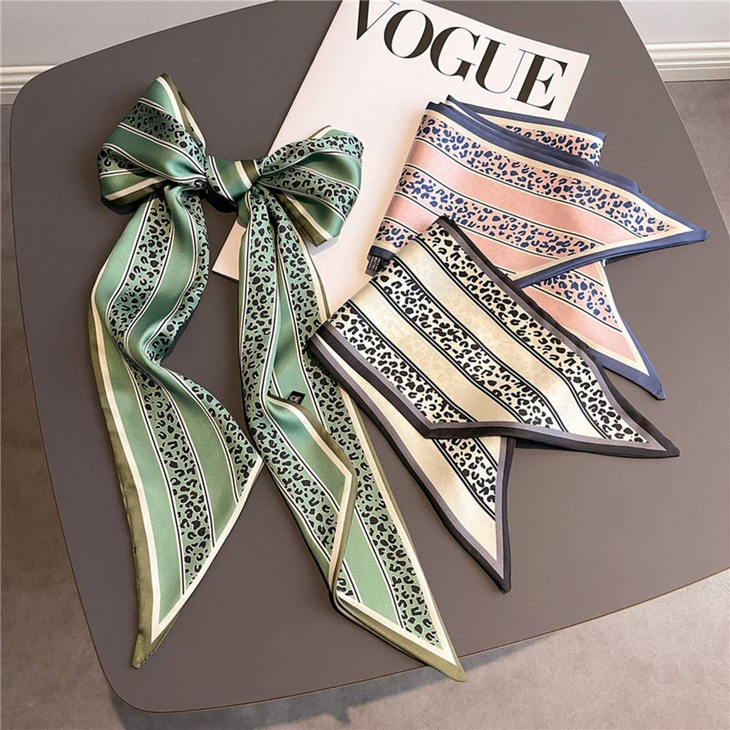FASHIONABLE AND VERSATILE DOUBLE-LAYER SCARF