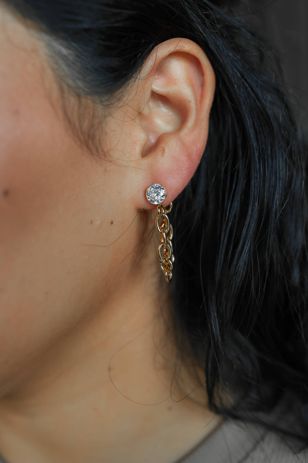 THE LUXE LOOP EARRING