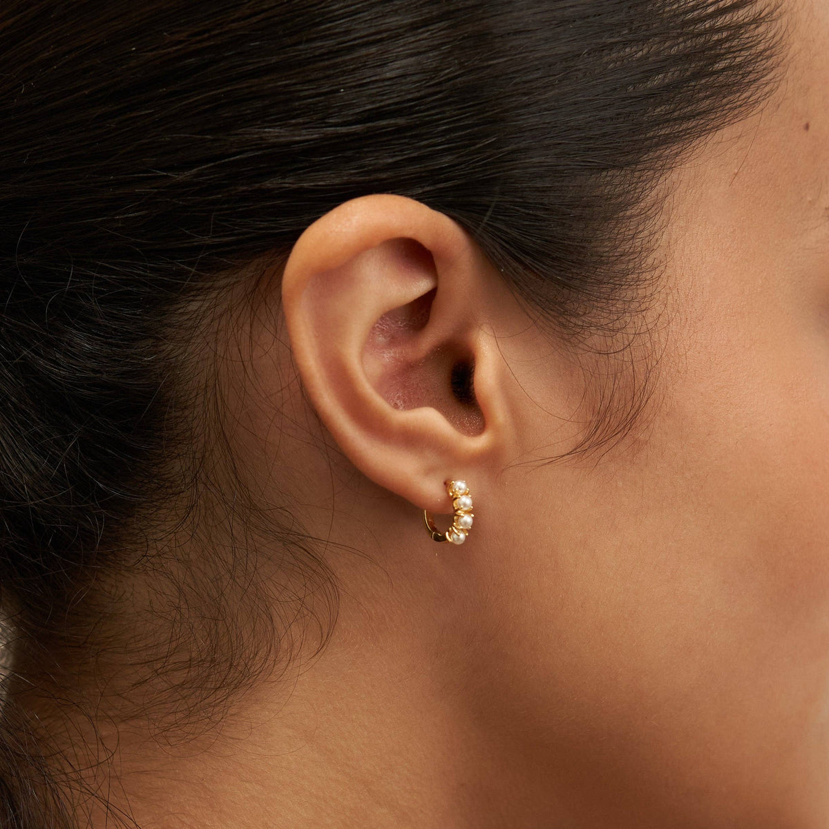 18K Gold Pearl Huggies