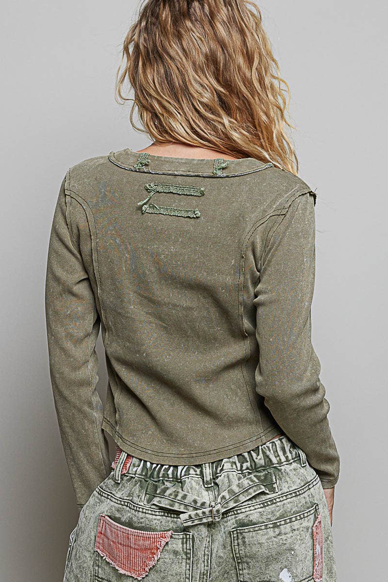 Vintage-Inspired Wash Button-Front Placket Ribbed Knit Top