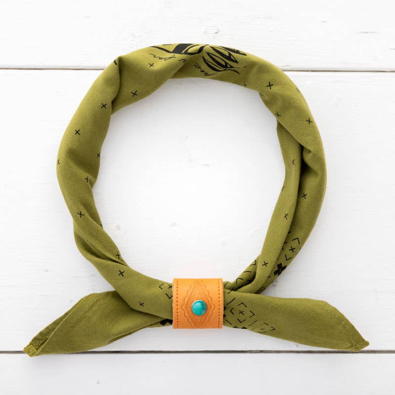 Leaather studded bandana slide