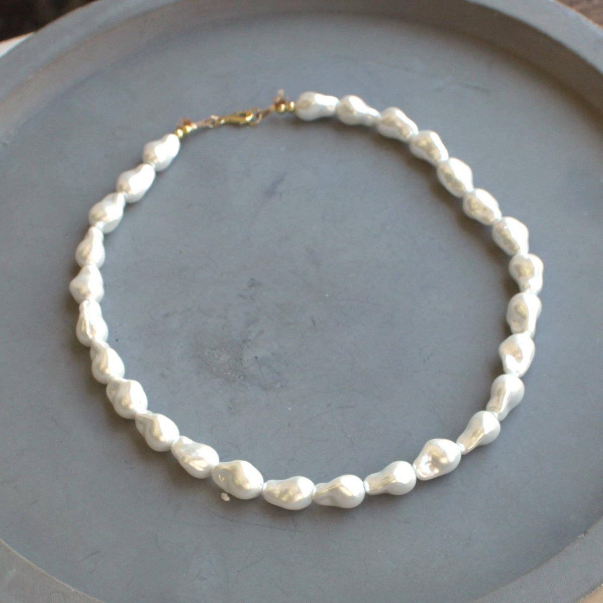 Whispering Dunes Shell Pearl Necklace