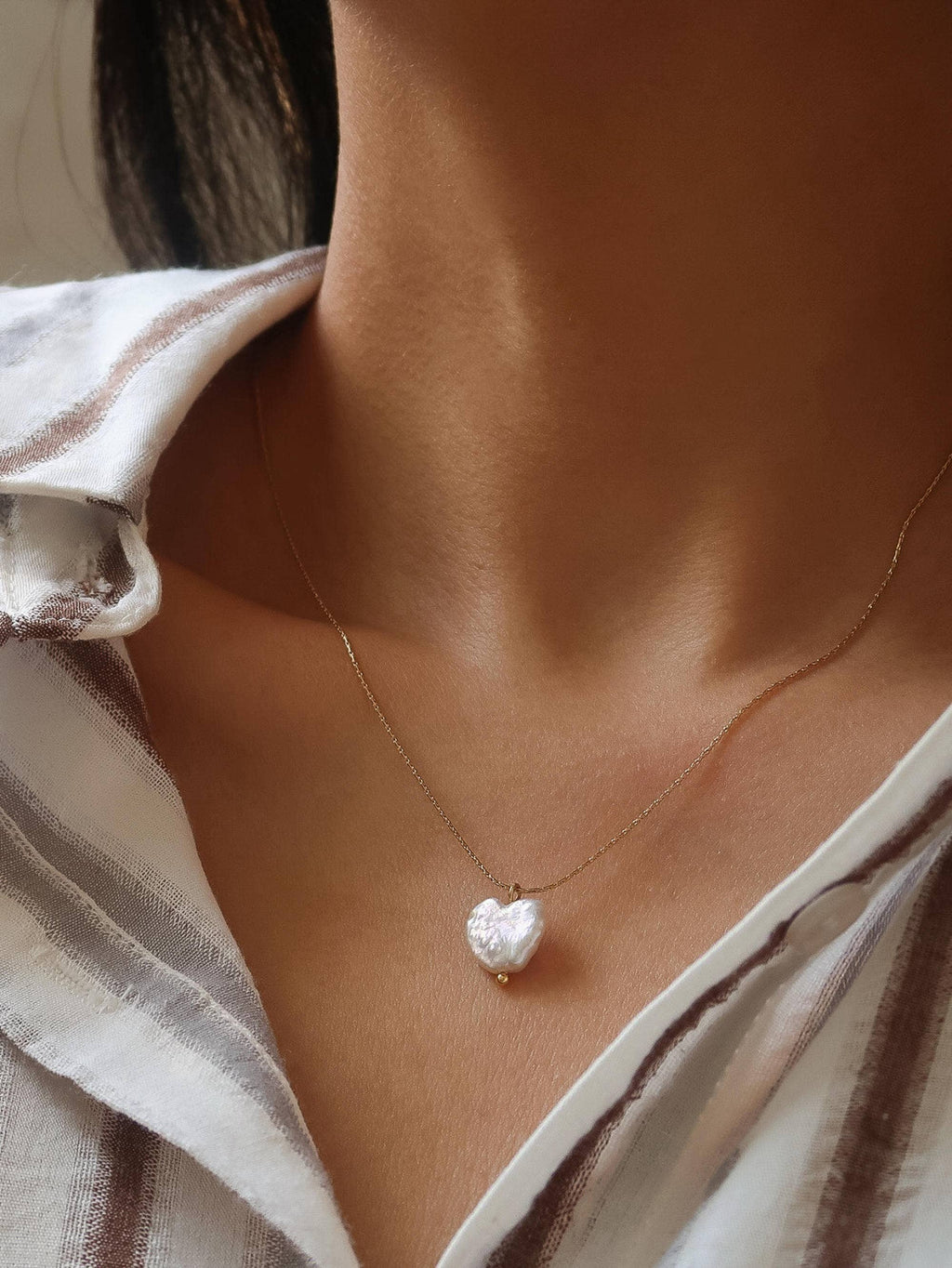 18K Gold Non-Tarnish Freshwater Heart Necklace