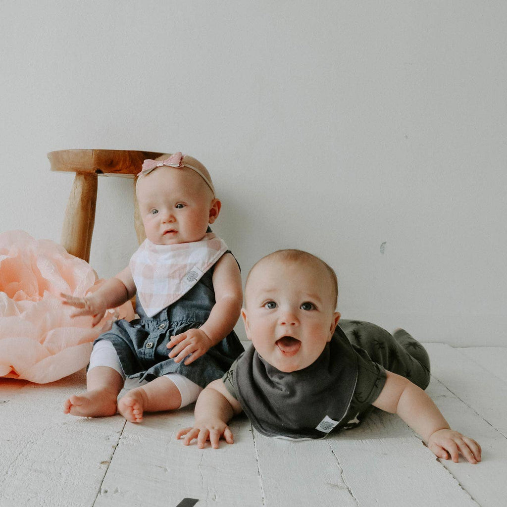 Lincoln Bandana Bib Set