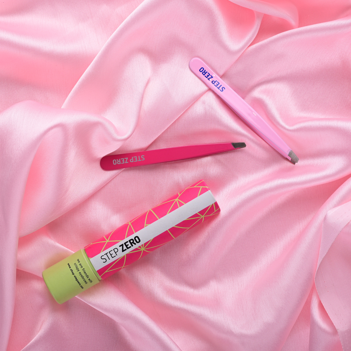 Slanted Eyebrow Tweezers