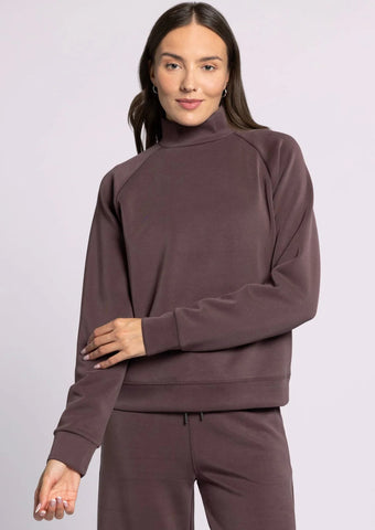 Kai Mock neck