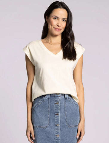 Romy tee
