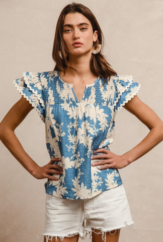 Flutter sleeve floral print