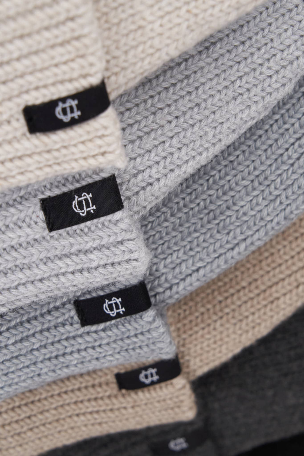Merino Wool and Recycled Poly "In The City" Beanie -CHARCOAL