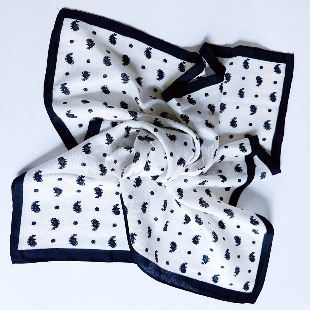 Textured Style Square Scarf – Versatile Accent for Hair, Neck & Handbags
