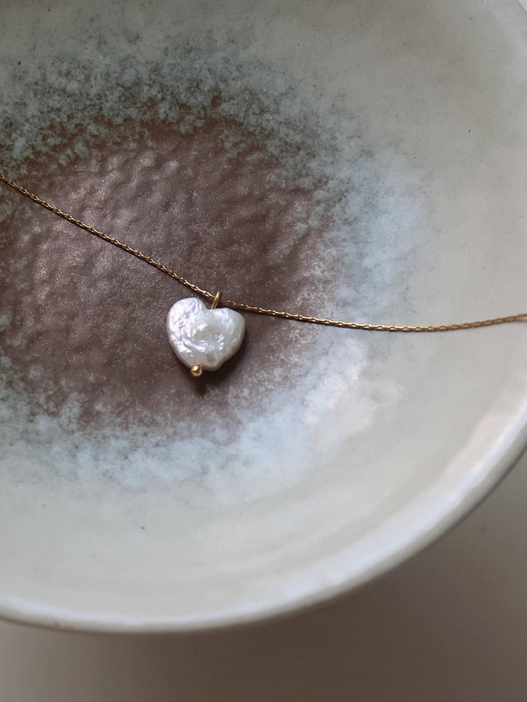 18K Gold Non-Tarnish Freshwater Heart Necklace