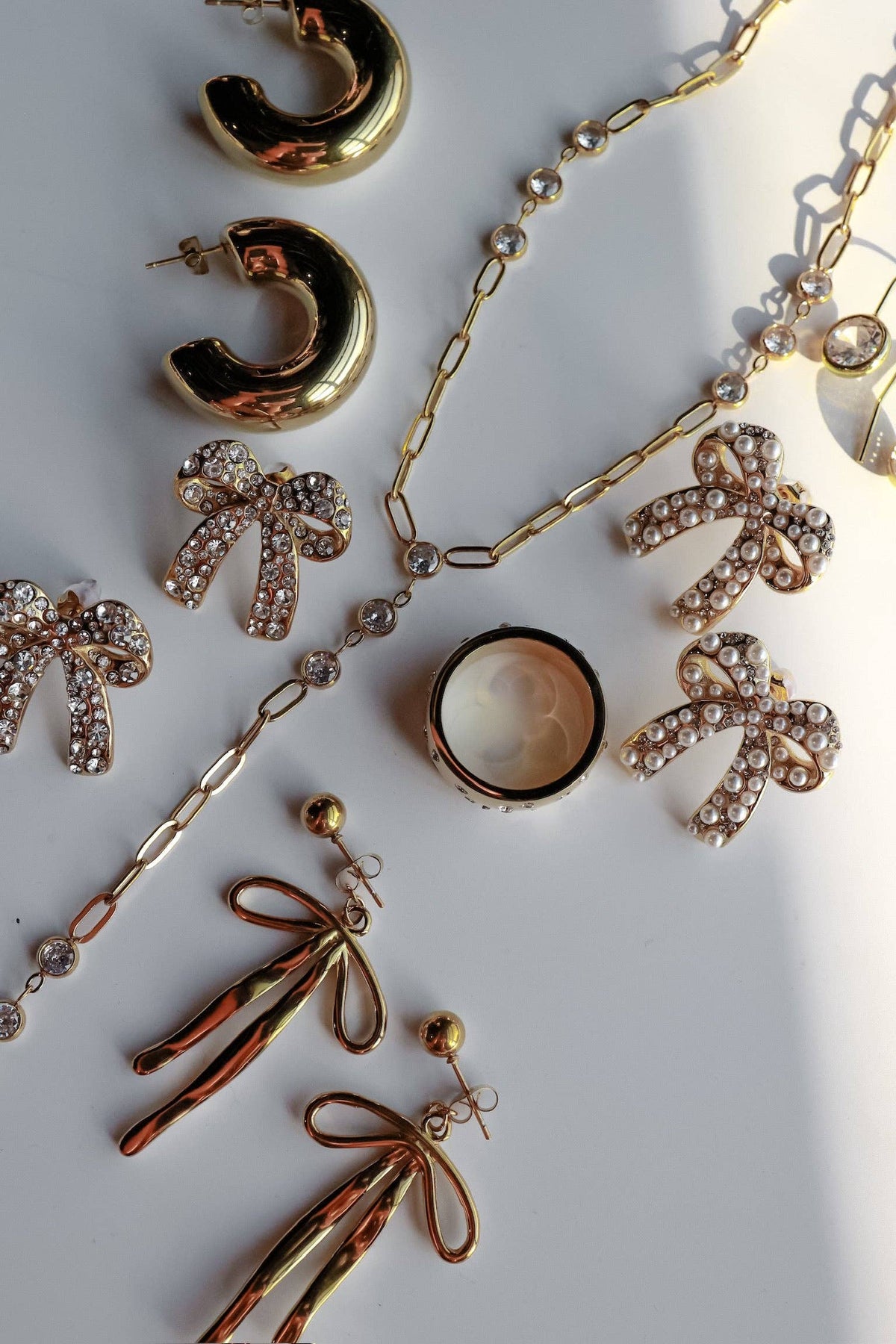 THE CRYSTAL LARIAT