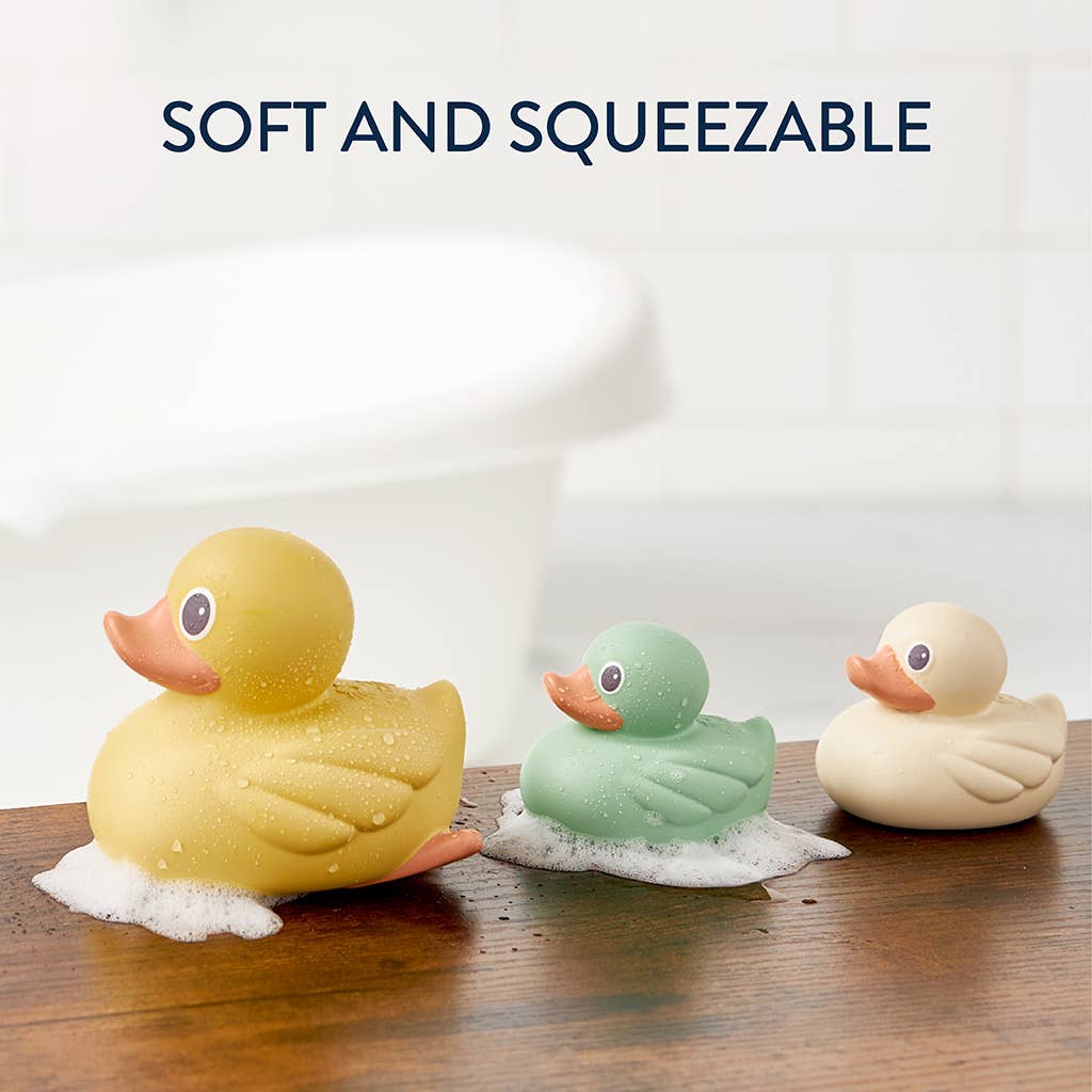 Itzy Ducky Family™ - Bath + Water Table Toys