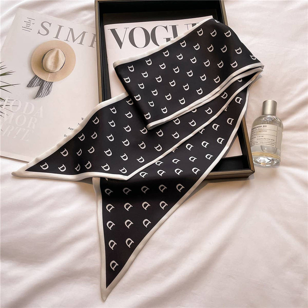FASHIONABLE AND VERSATILE DOUBLE-LAYER SCARF