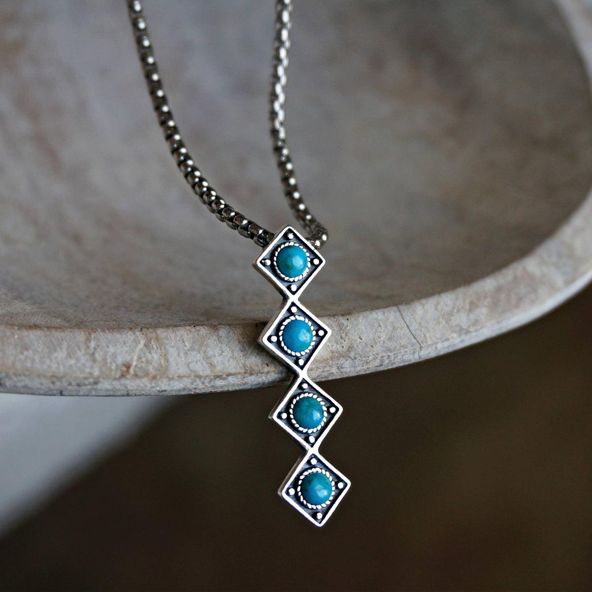 Itotia Turquoise Necklace
